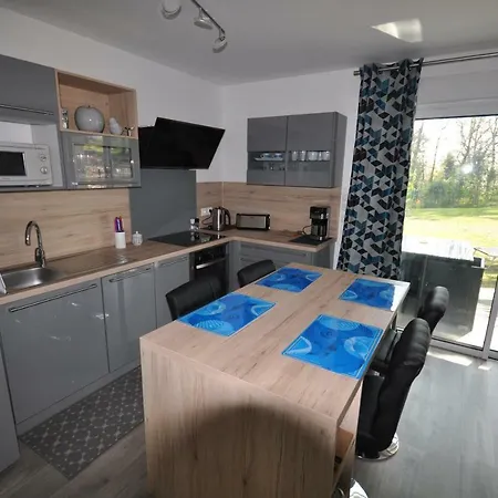 Apartment Dervenn Mor