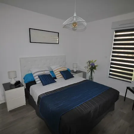Apartment Dervenn Mor *